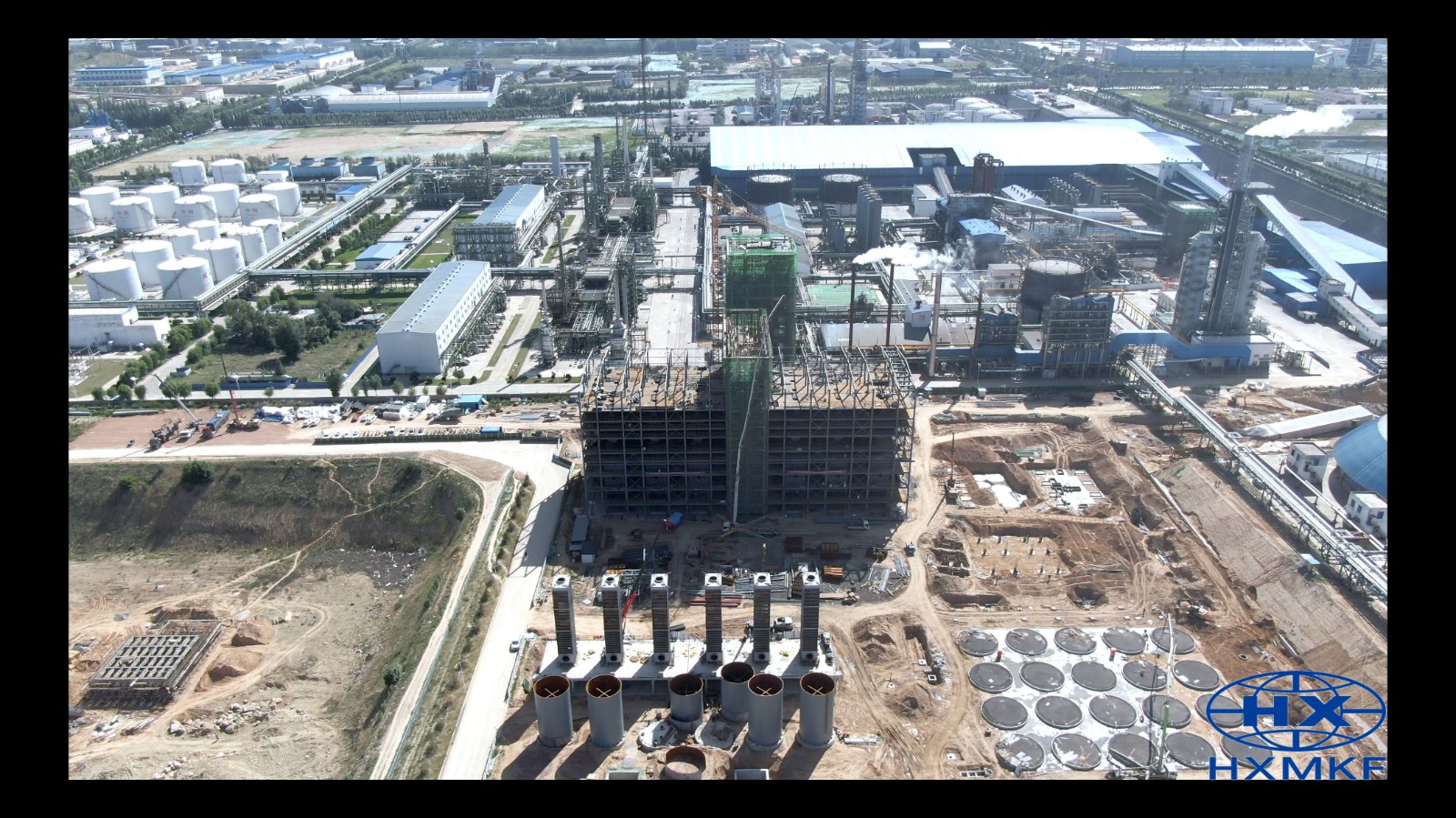 公司承建的陕西煤业化工集团神木天元化工有限公司年产135万吨兰炭装置主体结构完成